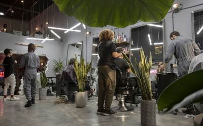 3 Simple Ways to Find Budget-Friendly Hair Salons Near You